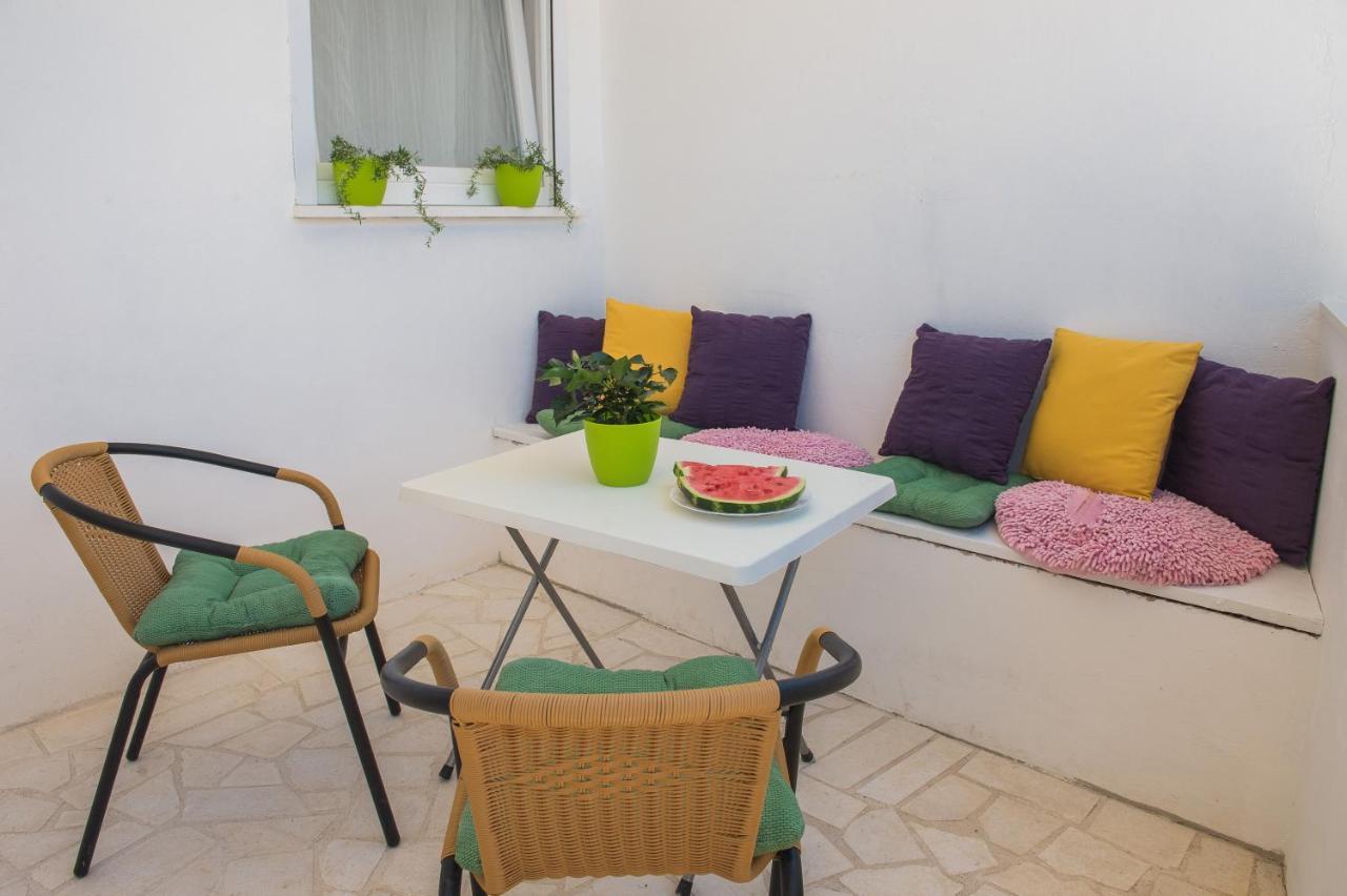 Apartmani Stine Donji Okrug  Екстериор снимка