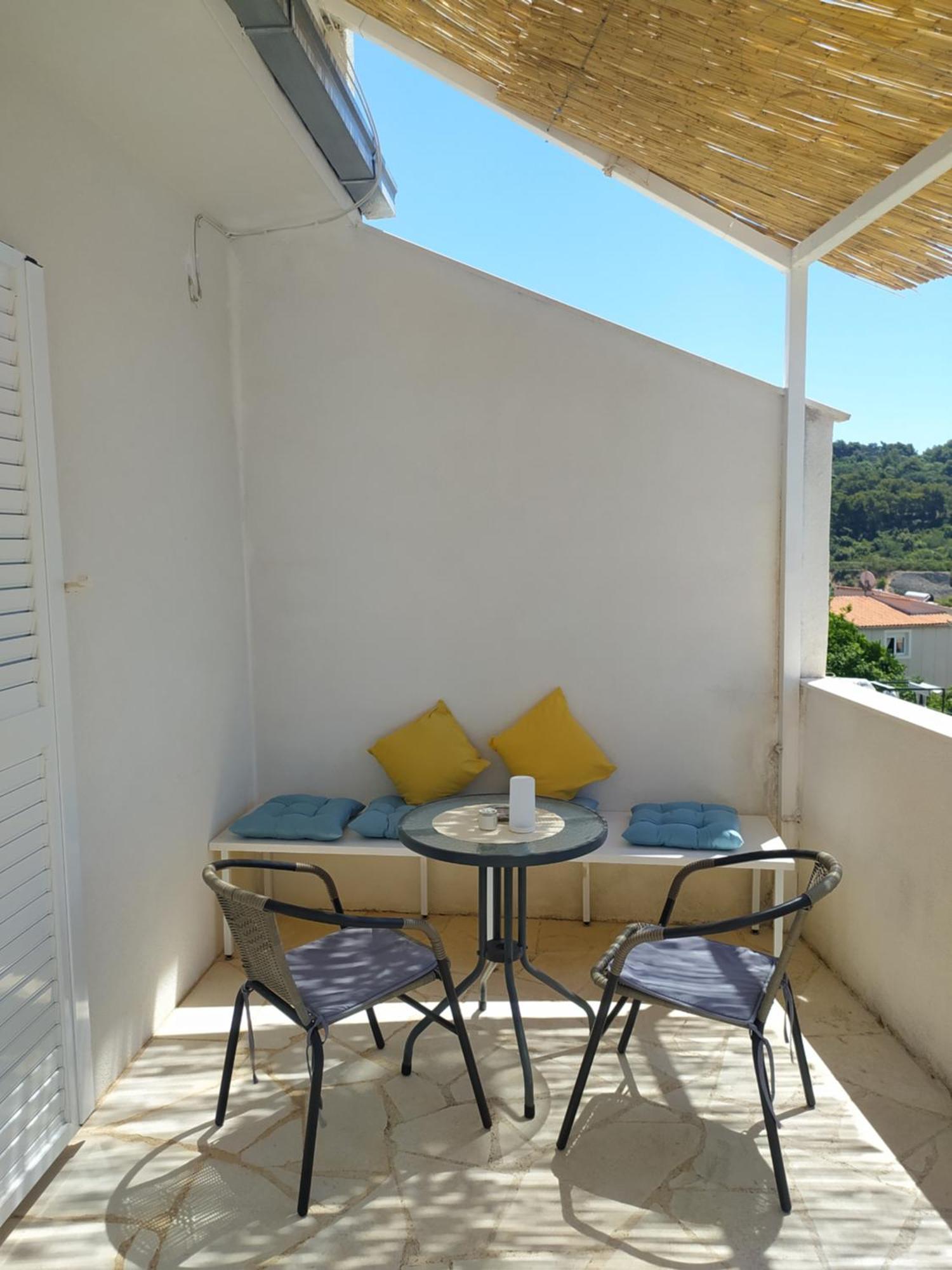 Apartmani Stine Donji Okrug  Екстериор снимка